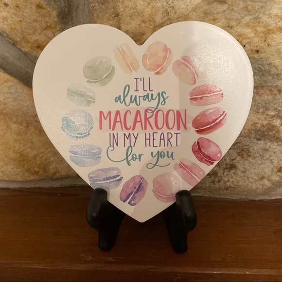 Valentine’s Day Macaroon Heart Sign, “I’ll Always Macaroon In My Heart For You” - Picture 8 of 15